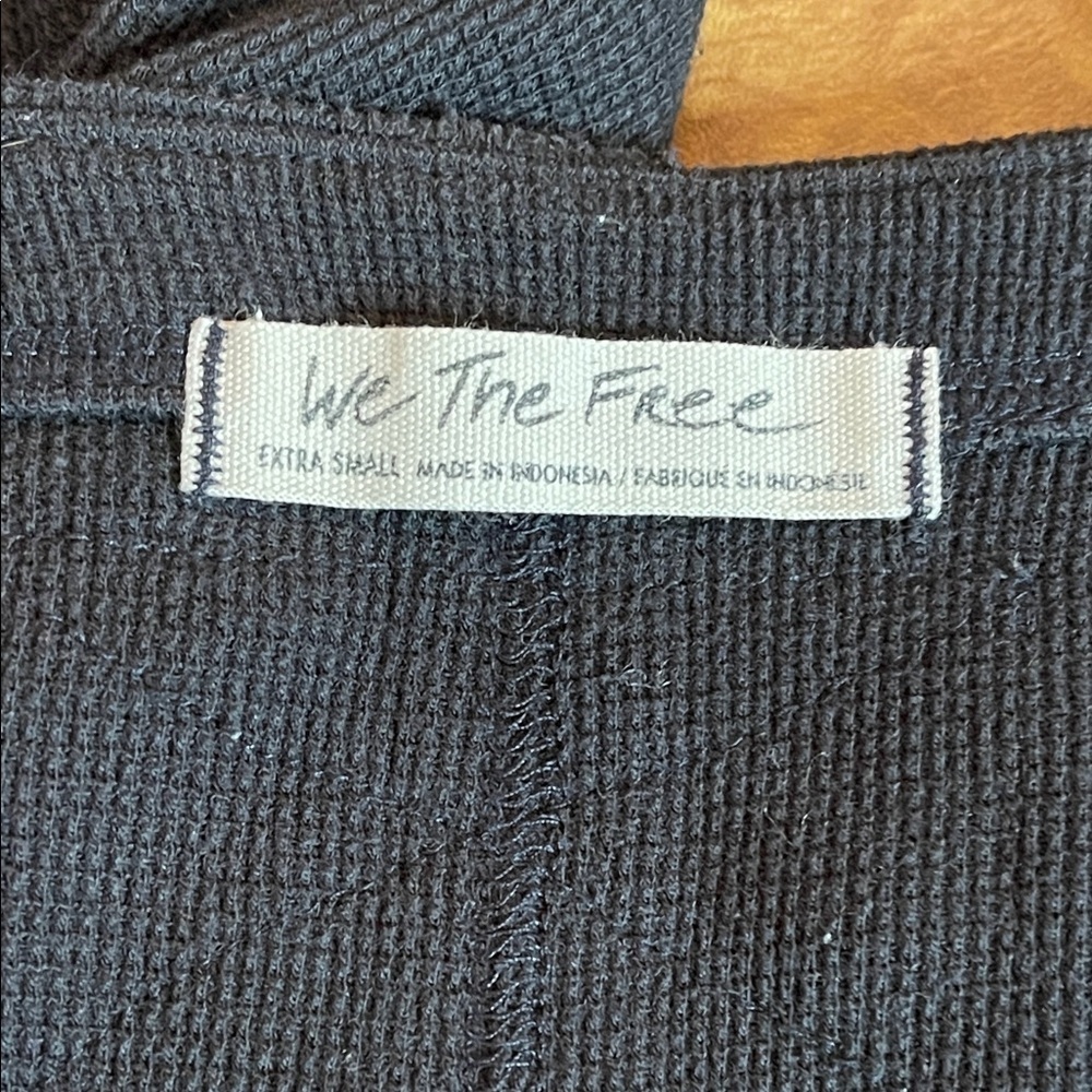 We The Free Free People Black Knit Crop Top Long Sleeve Size XS - Picture 2 of 6